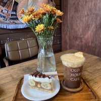 Old House Cafe ย่านเมืองเก่าระยอง ถ.ยมจินดา
