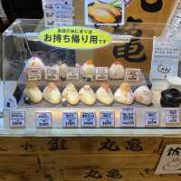 新千歳グルメ！「鮭の丸亀」にぎりたておむすびが美味しい