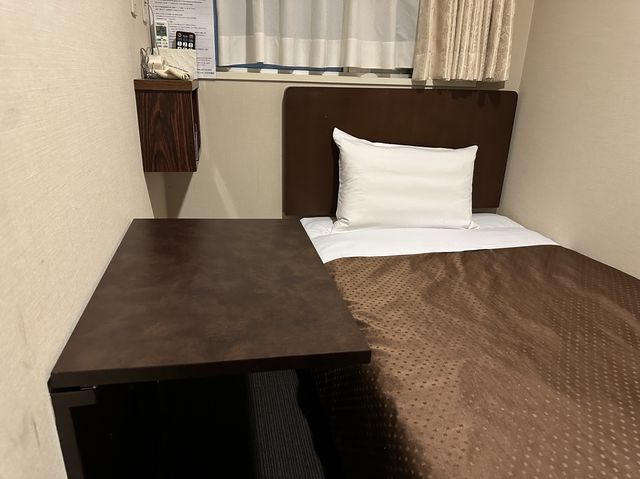 東京・大塚。シンプルでコンパクト。1人旅ならこれくらいが心地よい『ホテルサンターガス大塚店』