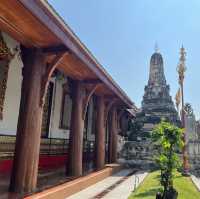 วัดพนัญเชิงวรวิหาร วัดดัง ใกล้กรุงเทพ