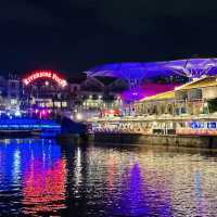 一定要看看新加坡克拉碼頭夜景好美
