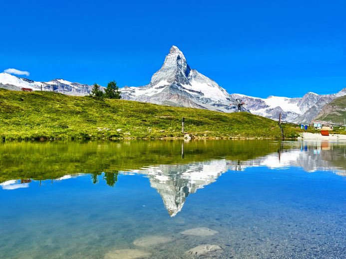 ツェルマット・ズンネッガ展望台⛰️ | Trip.com ツェルマット