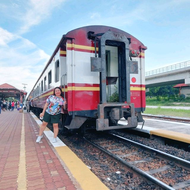 สถานีรถไฟหัวหิน🚂