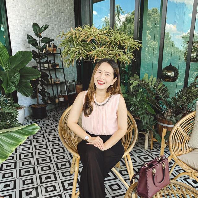 คาเฟ่สุดชิคในปั้ม ESSO จันทบุรี "Station Es Cafe"
