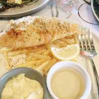 LOVELY PLACE AT OMERTA BISTRO + LOUNGE