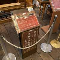 北海道「小樽オルゴール堂 2号館アンティークミュージアム」は貴重な楽器の宝庫