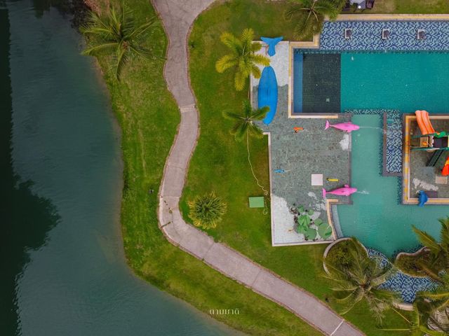 Khaolak Emerald Beach Resort & Spa ริมทะเลสวย