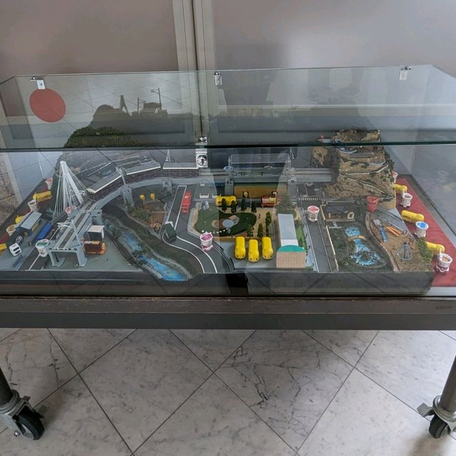 カップヌードルミュージアム、売店、展示品、安藤百福さんの色紙や私物の展示コーナー