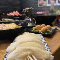 真材實料嘅花膠雞湯底 必試蟹黃餃