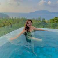 Crest Resort & Pool Villas