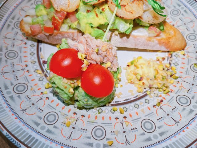 Bookmark咗呢間NACASA好耐啦～比佢既異國風吸引咗！今日去開港島，約埋個朋友一齊去試吓呢間充滿摩洛哥風情既小店先～餐廳裝潢滿佈心思，擺設精美，超多打卡位！