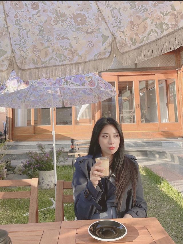 🫧찰나의 계절 가을, 고즈넉한 분위기 조용하게 힐링하기 좋은 고사리카페에서 가을을 담아왔어요🍂🍁