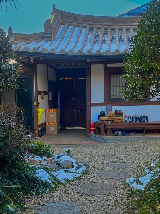 전주 한옥마을 숙박 조식 게스트하우스 숙소 두마당 : 마당예쁜집
