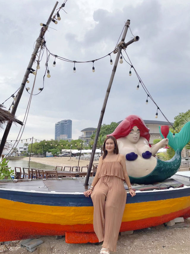 ร้านอาหารวิวสวย Seafood Club Bangsaen