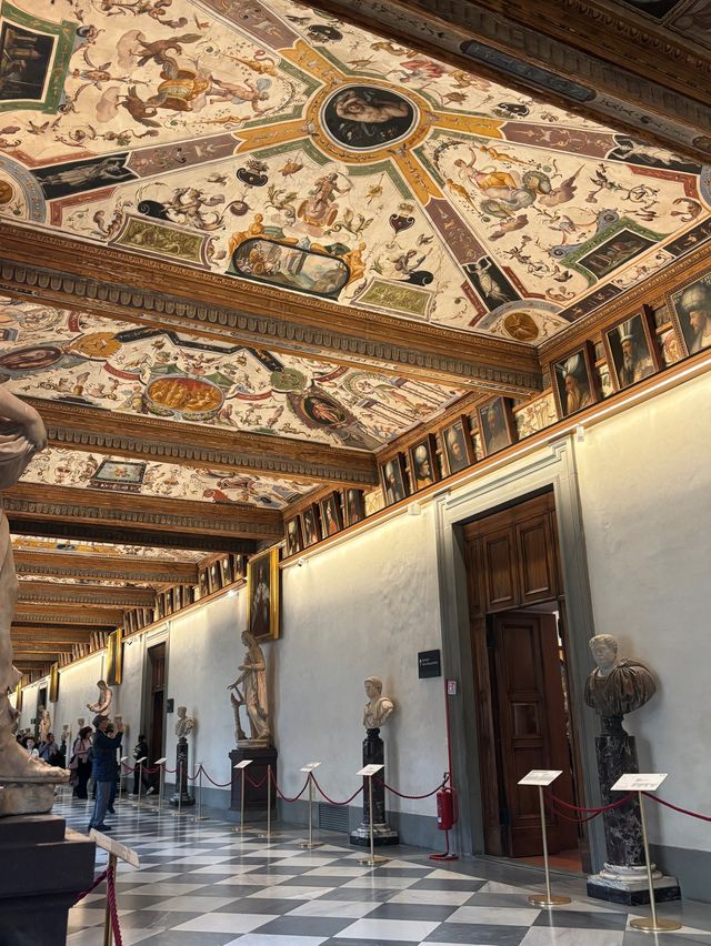 피렌체의 전경을 볼 수 있는 이탈리아 우피치미술관🇮🇹