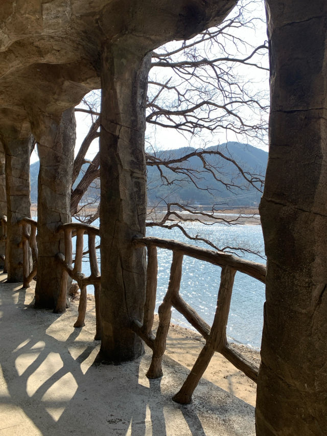 한국 속 바르셀로나 성류굴