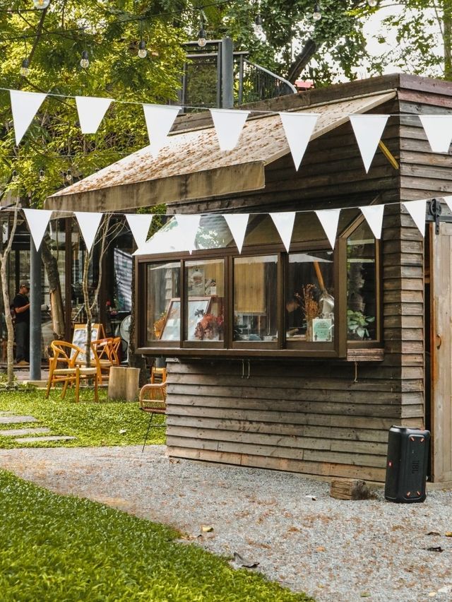 ☕คาเฟ่ลับบรรยากาศธรรมชาติ The Wood Land 