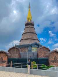พระมหาธาตุนภเมทนีดล พระมหาธาตุนภพลภูมิสิริ
