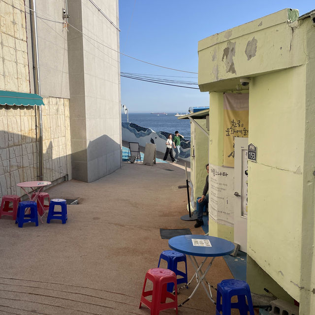 해안산책로 갖춘 독창적인 문화예술마을🎨🧑‍🎨