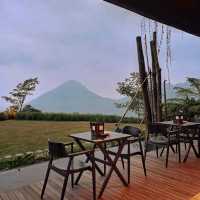 THE UPPER CLIFT | RESORT & CAFE 