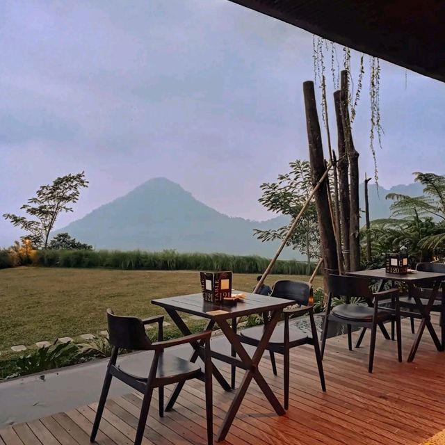 THE UPPER CLIFT | RESORT & CAFE 