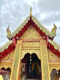 วัดพระธาตุดอยคำ Wat Phrathat Doi Kham