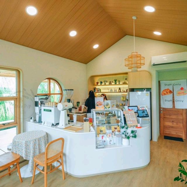 🥮 BoonSom Cafe  โฮมคาเฟ่สุดน่ารักสไตล์มินิมอล