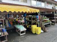 佐賀・武雄温泉。地元の特産品が揃う『武雄温泉物産館』
