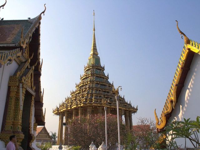 มาไหว้พระพุทธบาท ที่สระบุรี