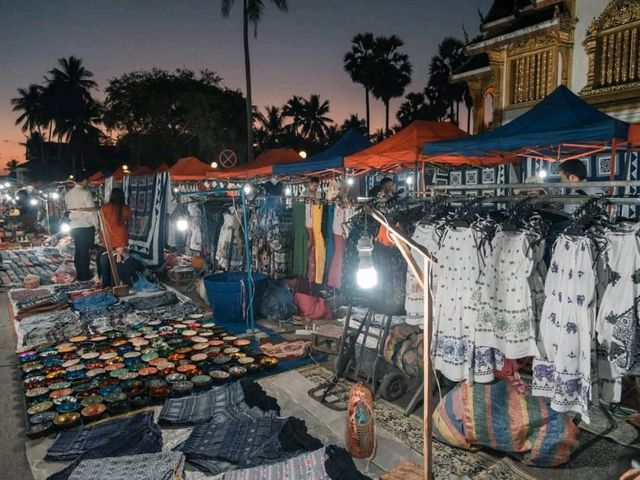 หลวงพระบาง Night Market 