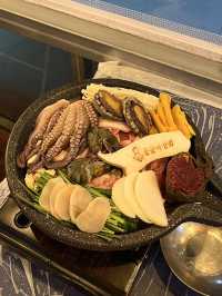 여수 밤바다를 보며 삼합을 먹을 수 있는 맛집 돌문어 상회