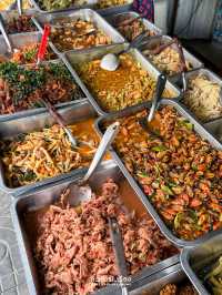 ฝากท้องมื้อเช้าไว้ที่ร้านข้าวแกงราคาย่อมเยา