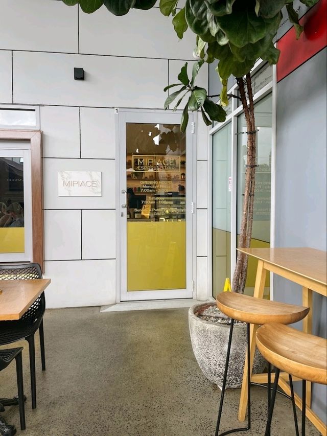Very good spot for brekkie