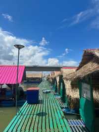 ล่องแพ ทานอาหาร ชมวิวเขื่อนลำปาว 🛥️✨