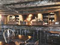 Three Broomsticks ร้านอาหารโซนแฮร์รี่ พอตเตอร์ 