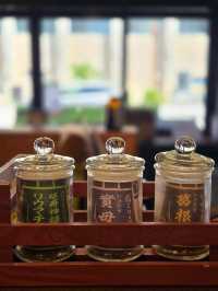 富山の老舗薬屋さんで丸薬製造体験！
