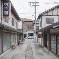 다양한 농산물과 다양한 먹거리가 가득한