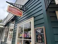 Charming quirky gold rush town! 
