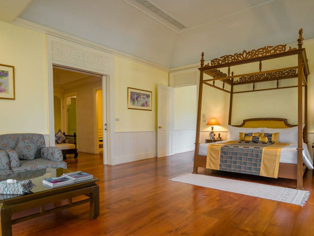 Dheva Mantra Resort 