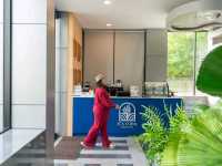 ที่พักภูเก็ต โทนขาว-ฟ้า ใจกลางเมือง