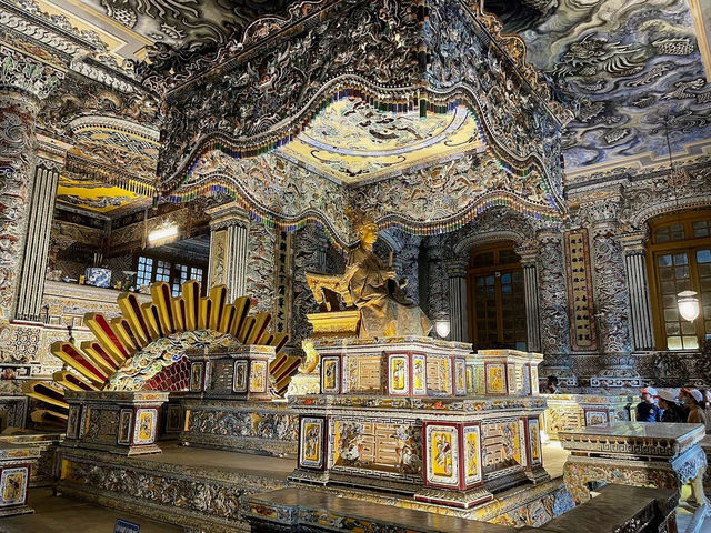 Mausoleum of Emperor Khai 