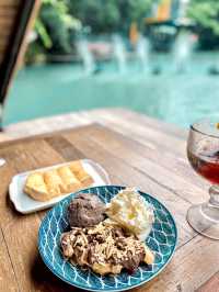 Hangar Cafe’ (แฮงก้าคาเฟ่) 