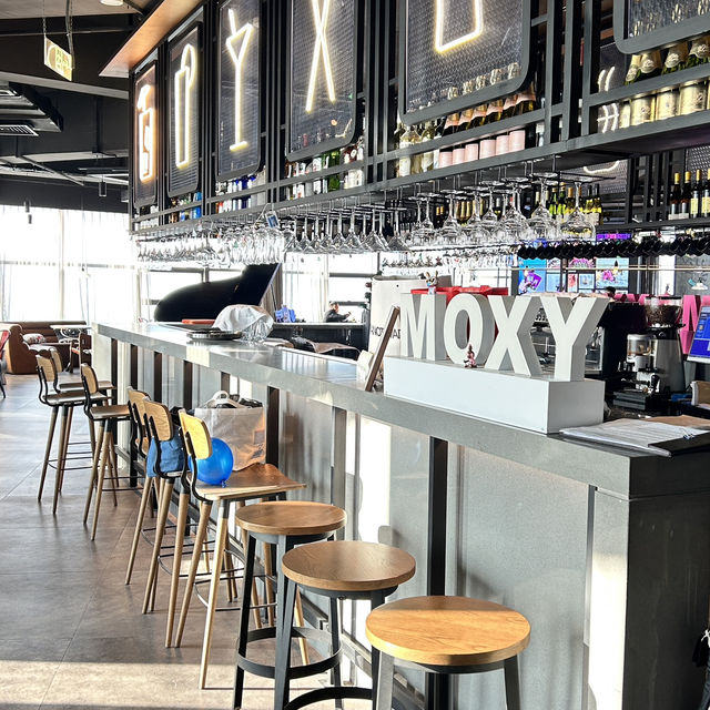 酒店體驗：年輕而高性價比的上海徐匯Moxy酒店