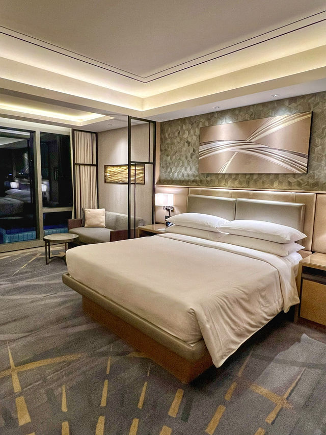 Luxury hotel close to NAIA