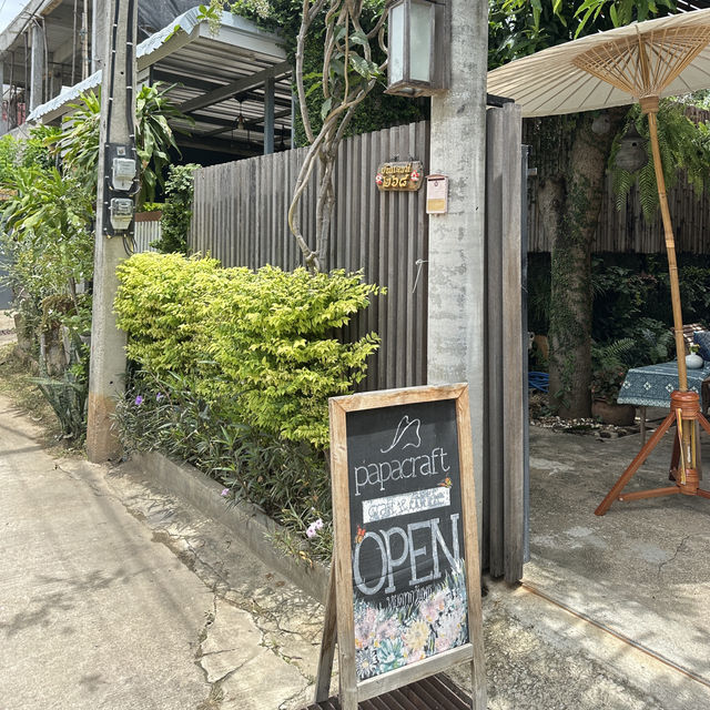 PAPACRAFT CAFE