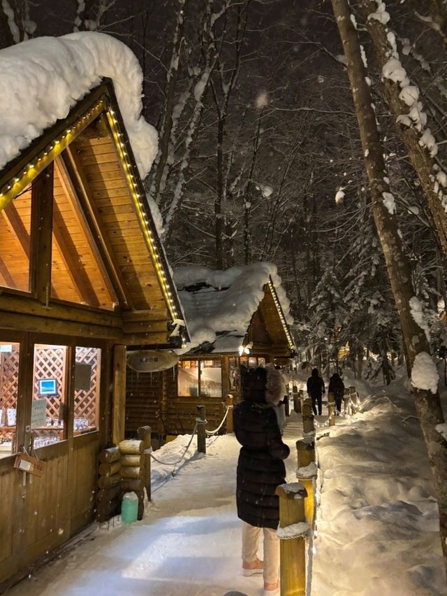 동화속마을에 들어와 있는듯한 닝그루테라스❄️🤍
