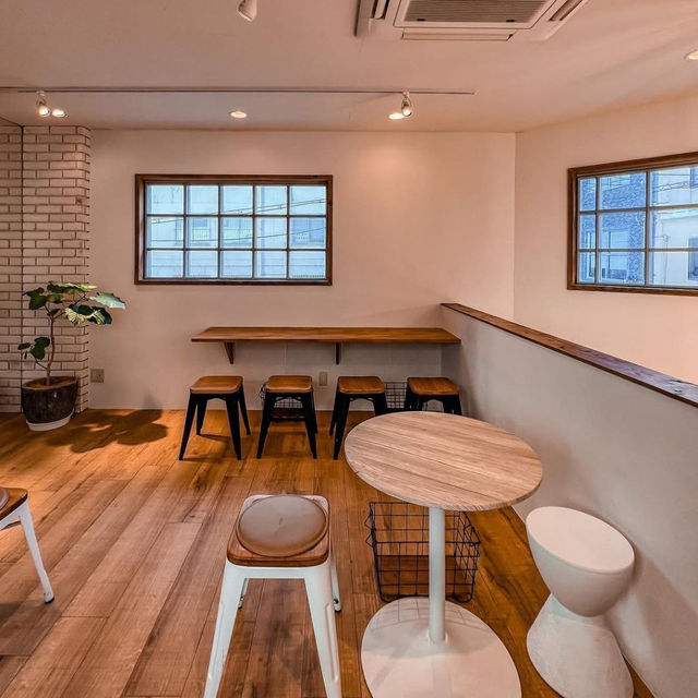 Yellow Cafe Kobe