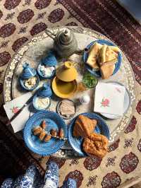 A Perfect Tunisian Breakfast at Tiziri🐈