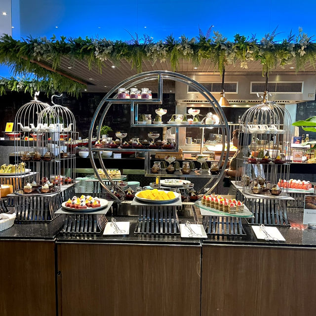 ✨204 Bistro บุฟเฟ่ต์นานาชาติ Swissotel Bangkok 