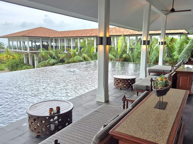Seaside Serenity and Luxury: Anantara Desaru Coast Resort